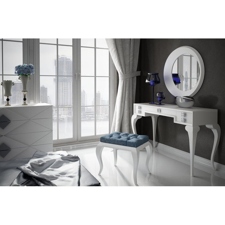 Wayfair kirkwood deals bedroom makeup vanity